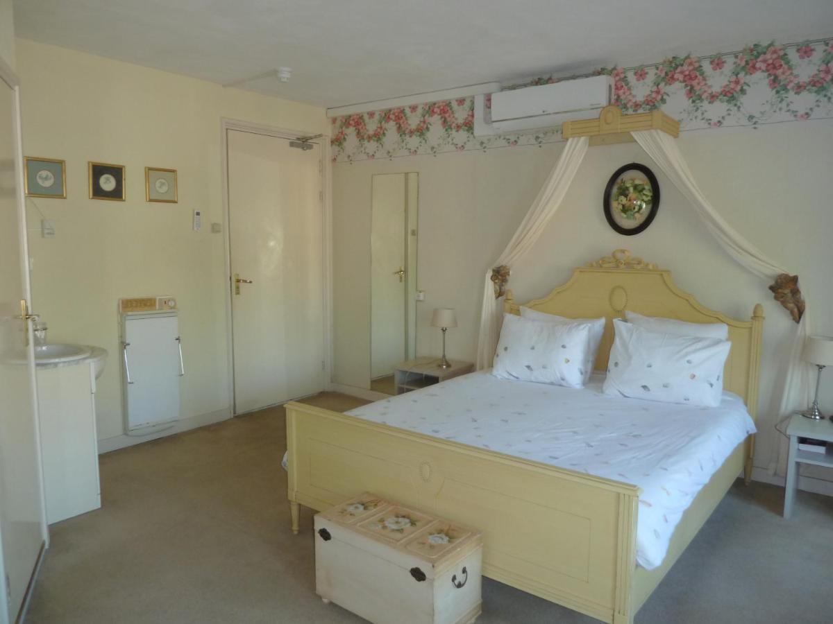 Hotel Centraal Харлинген Екстериор снимка