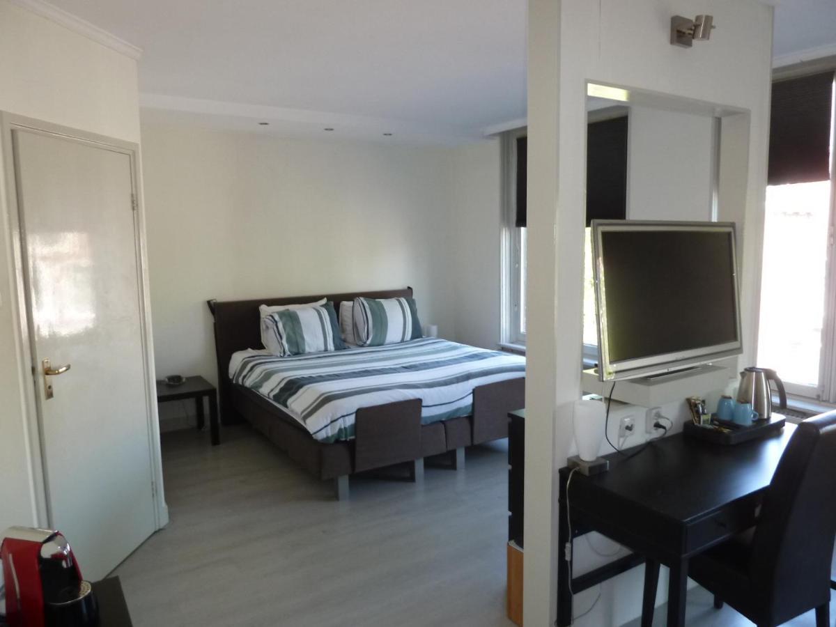 Hotel Centraal Харлинген Екстериор снимка