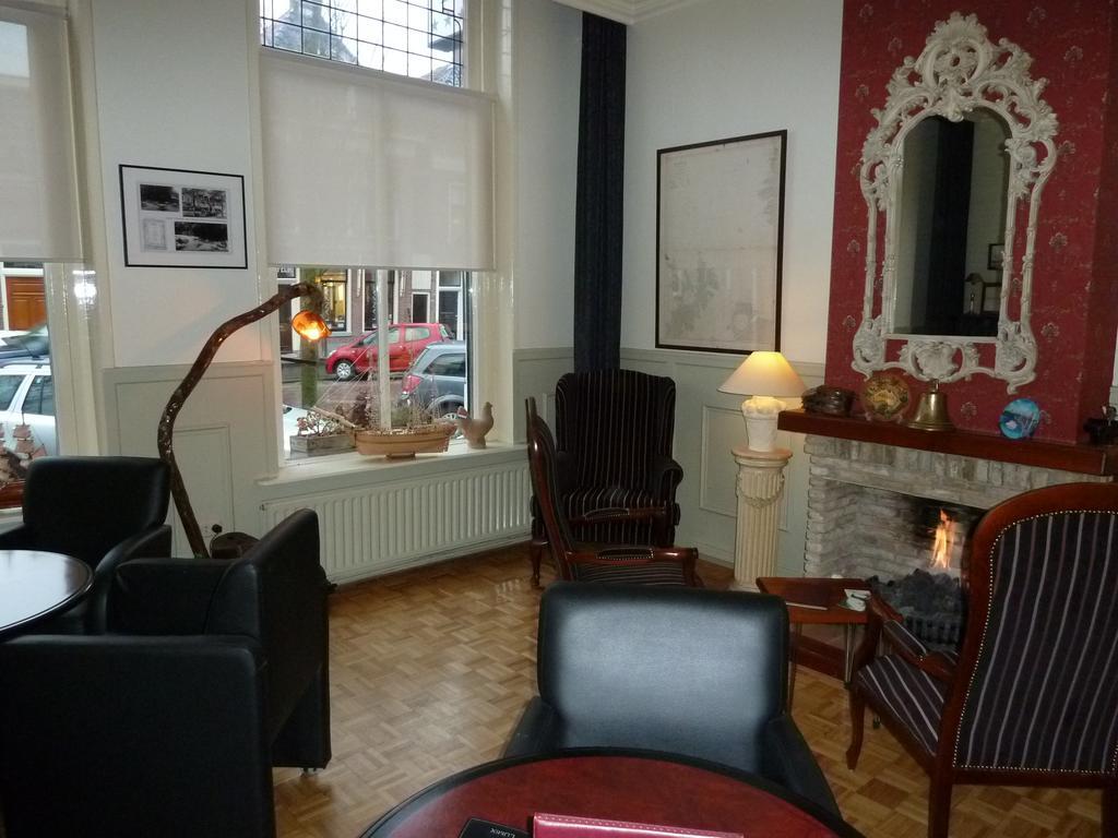 Hotel Centraal Харлинген Екстериор снимка