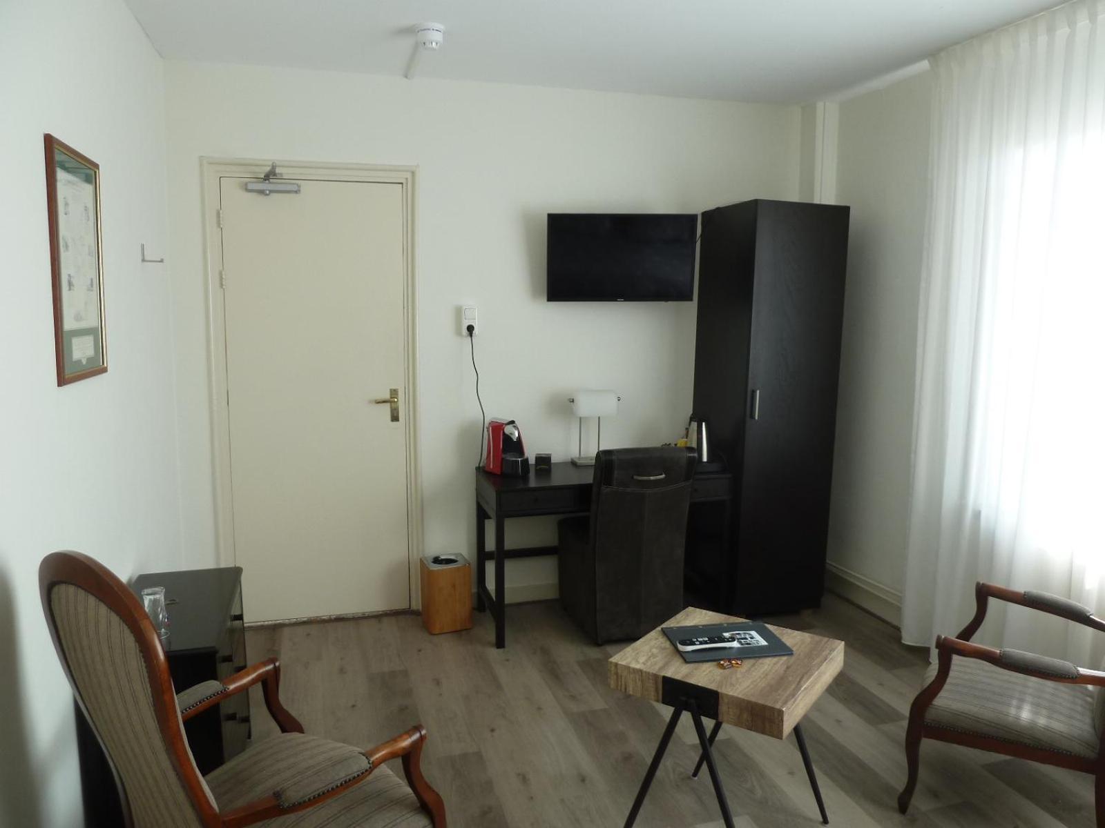 Hotel Centraal Харлинген Стая снимка