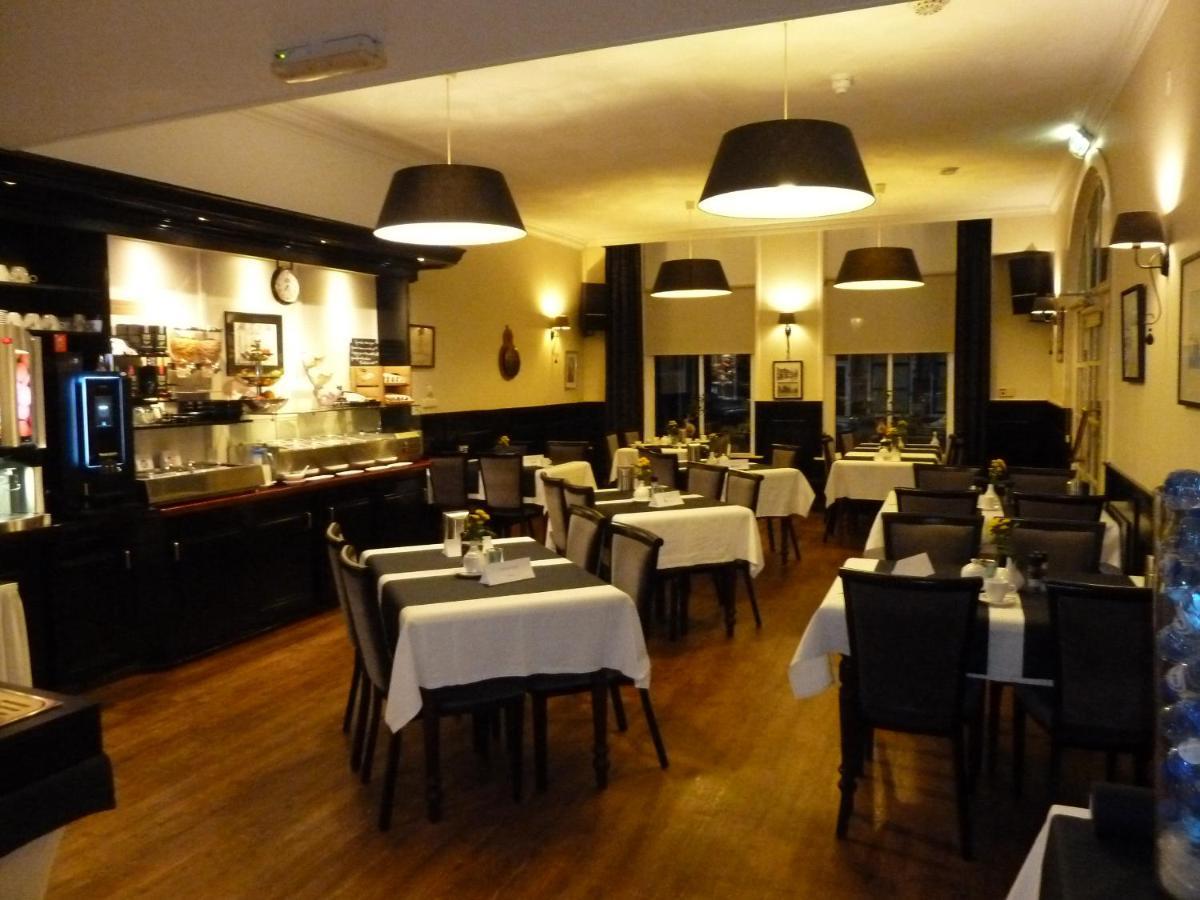 Hotel Centraal Харлинген Екстериор снимка